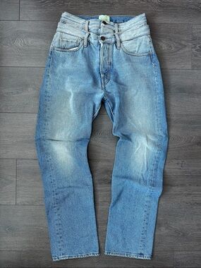 High-Rise Light Wash Straight Jeans - Classic Blue